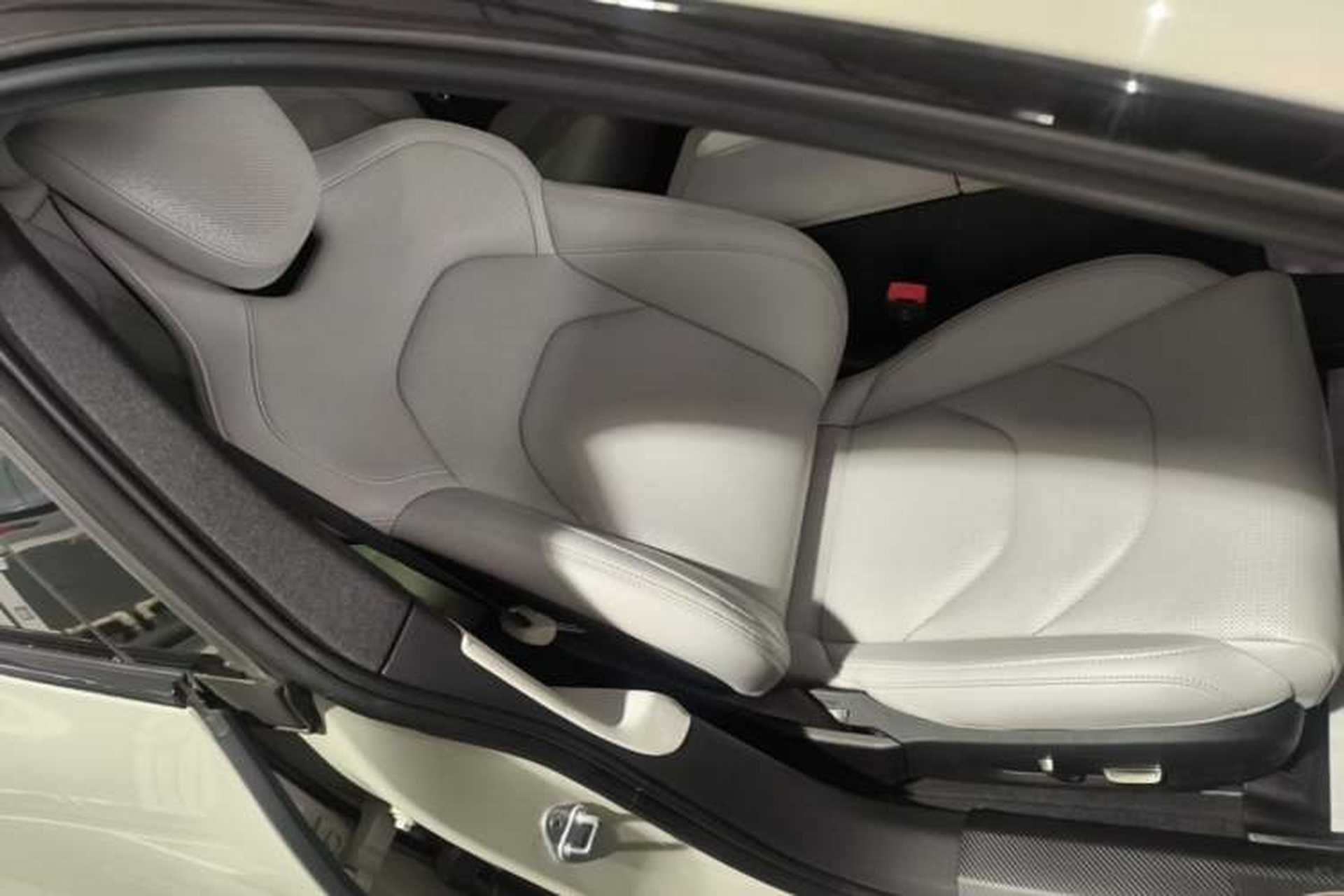 Used Xiaomi Auto SU7 2024 Rear-Drive Ultra-Long Range Advanced Pro-Level Intelligent Driving Version Right Front Seat