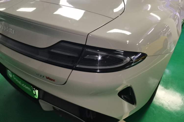 Used Xiaomi Auto SU7 2024 Four-Wheel Drive Ultra-Long Range Advanced Intelligent Driving Max Edition Right Rear Taillight