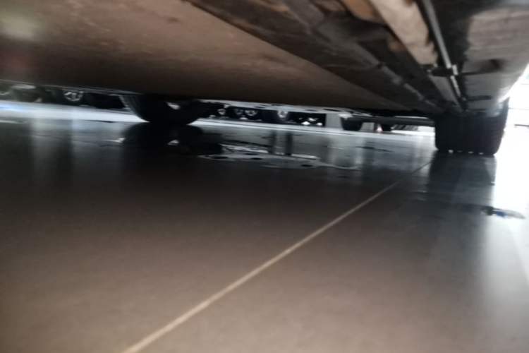 Used Xiaomi Auto SU7 2024 Four-Wheel-Drive Max Founder's Edition Right Side Sill