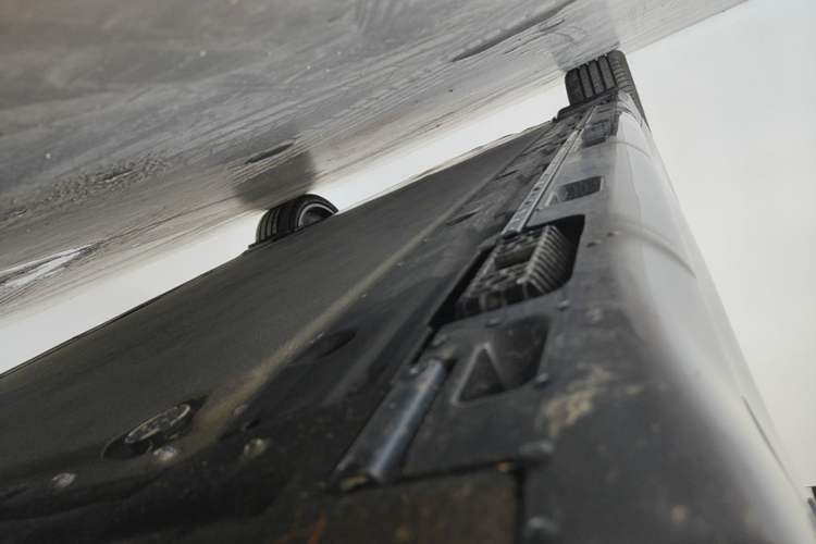 Used Xiaomi Auto SU7 2024 Rear-Drive Ultra-Long Range Advanced Pro-Level Intelligent Driving Version Right Side Sill