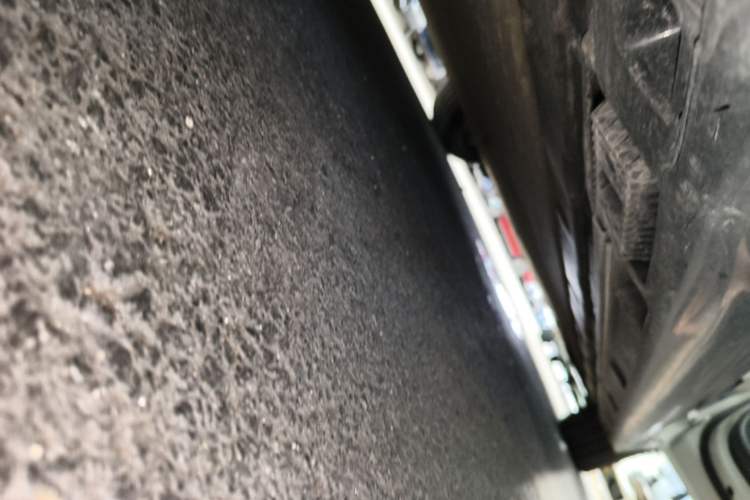 Used Xiaomi Auto SU7 2024 Rear-Drive Ultra-Long Range Advanced Pro-Level Intelligent Driving Version Right Side Sill