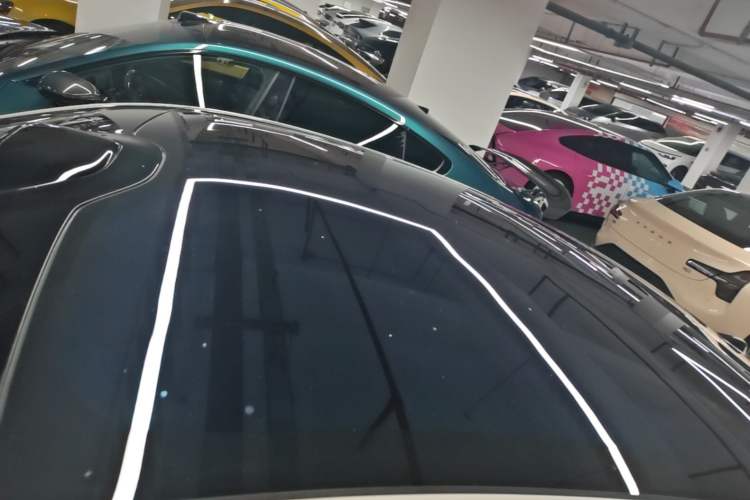 Used Xiaomi Auto SU7 2024 Four-Wheel Drive Ultra-Long Range Advanced Intelligent Driving Max Edition Roof