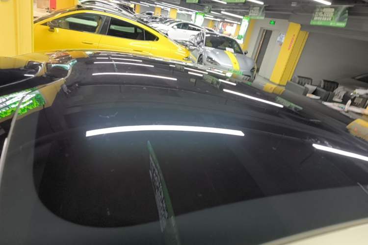 Used Xiaomi Auto SU7 2024 Four-Wheel Drive Ultra-Long Range Advanced Intelligent Driving Max Edition Roof