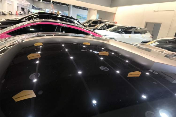 Used Xiaomi Auto SU7 2024 Rear-Drive Long-Range Intelligent Driving Version Roof