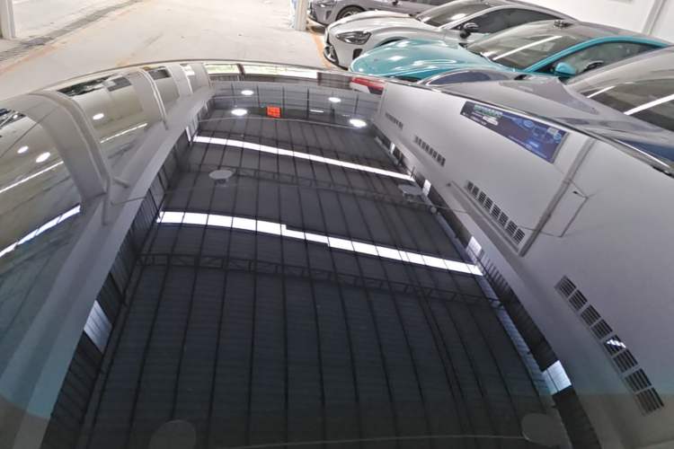 Used Xiaomi Auto SU7 2024 Rear-Drive Long-Range Intelligent Driving Version Roof
