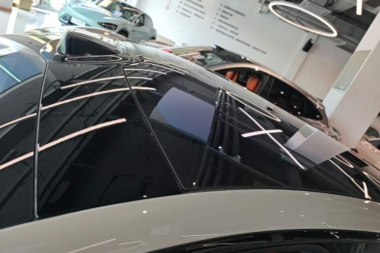 Used Xiaomi Auto SU7 2024 Rear-Drive Ultra-Long Range Advanced Pro-Level Intelligent Driving Version Roof