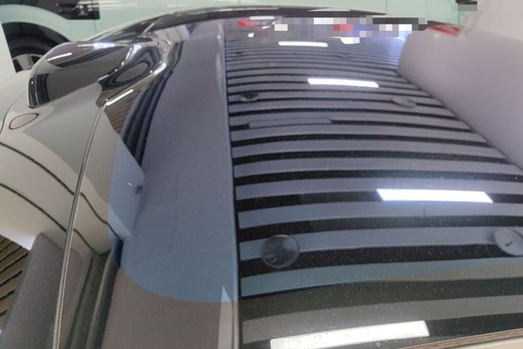 Used Xiaomi Auto SU7 2024 Four-Wheel Drive Ultra-Long Range Advanced Intelligent Driving Max Edition Roof