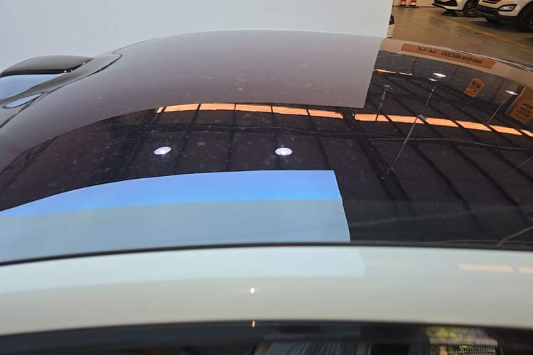 Used Xiaomi Auto SU7 2024 Four-Wheel Drive Ultra-Long Range Advanced Intelligent Driving Max Edition Roof