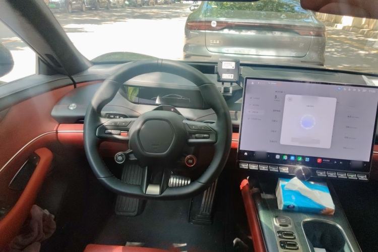 Used Xiaomi Auto SU7 2024 Four-Wheel Drive Ultra-Long Range Advanced Intelligent Driving Max Edition Steering Wheel