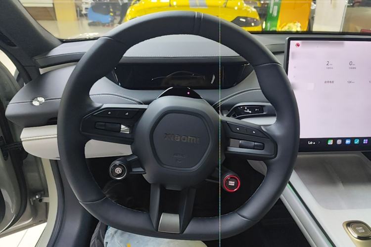 Used Xiaomi Auto SU7 2024 Rear-Drive Long-Range Intelligent Driving Version Steering Wheel