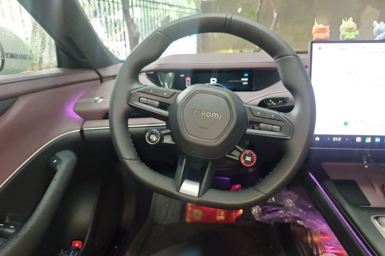 Used Xiaomi Auto SU7 2024 Rear-Drive Ultra-Long Range Advanced Pro-Level Intelligent Driving Version Steering Wheel