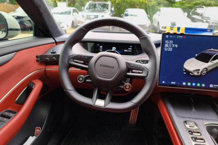 Used Xiaomi Auto SU7 2024 Four-Wheel Drive Ultra-Long Range Advanced Intelligent Driving Max Edition Steering Wheel