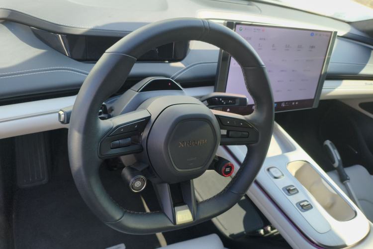 Used Xiaomi Auto SU7 2024 Rear-Drive Long-Range Intelligent Driving Version Steering Wheel