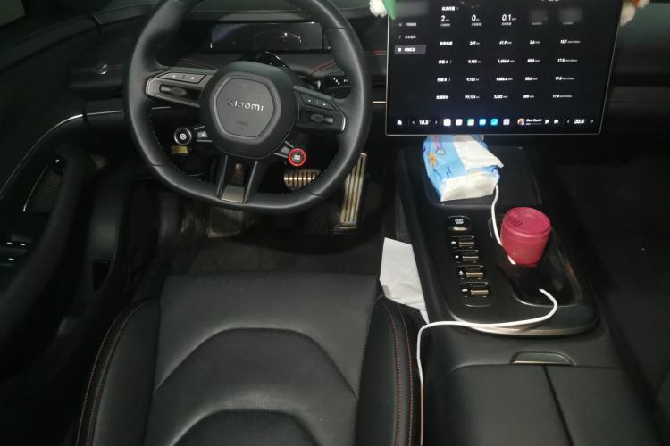 Used Xiaomi Auto SU7 2024 Four-Wheel Drive Ultra-Long Range Advanced Intelligent Driving Max Edition Steering Wheel