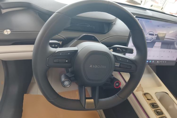 Used Xiaomi Auto SU7 2024 Rear-Drive Ultra-Long Range Advanced Pro-Level Intelligent Driving Version Steering Wheel