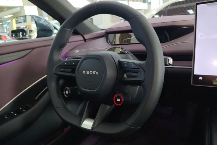 Used Xiaomi Auto SU7 2024 Rear-Drive Ultra-Long Range Advanced Pro-Level Intelligent Driving Version Steering Wheel