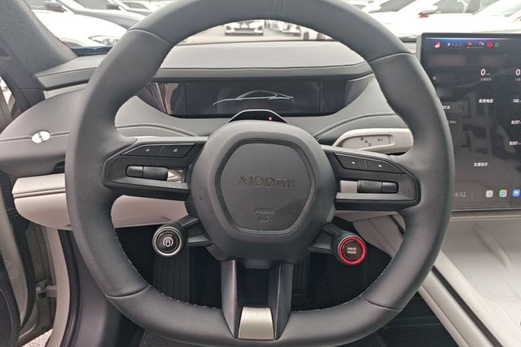 Used Xiaomi Auto SU7 2024 Rear-Drive Long-Range Intelligent Driving Version Steering Wheel