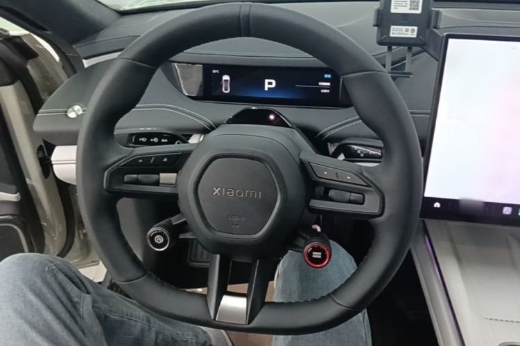 Used Xiaomi Auto SU7 2024 Rear-Drive Long-Range Intelligent Driving Version Steering Wheel