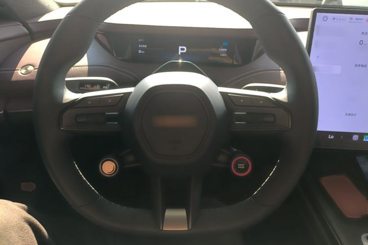 Used Xiaomi Auto SU7 2024 Rear-Drive Ultra-Long Range Advanced Pro-Level Intelligent Driving Version Steering Wheel