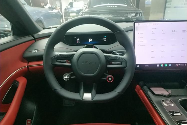 Used Xiaomi Auto SU7 2024 Rear-Drive Ultra-Long Range Advanced Pro-Level Intelligent Driving Version Steering Wheel