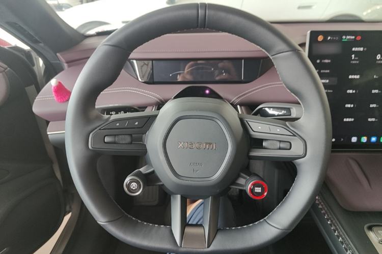 Used Xiaomi Auto SU7 2024 Four-Wheel Drive Ultra-Long Range Advanced Intelligent Driving Max Edition Steering Wheel