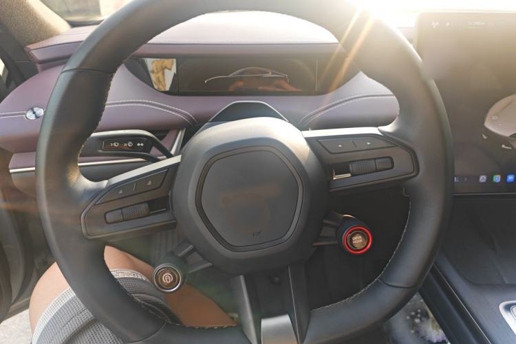 Used Xiaomi Auto SU7 2024 Rear-Drive Long-Range Intelligent Driving Version Steering Wheel