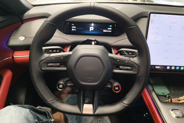 Used Xiaomi Auto SU7 2024 Rear-Drive Ultra-Long Range Advanced Pro-Level Intelligent Driving Version Steering Wheel