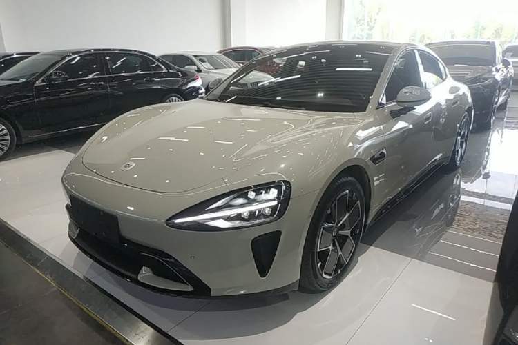Used Xiaomi Auto SU7 2024 Rear-Drive Long-Range Intelligent Driving Version Guazi used car, China used car export, Used car for sale, Used  cars, Cheapest cars for sale