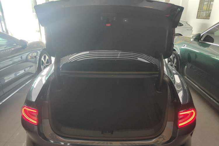 Used Xiaomi Auto SU7 2024 Rear-Drive Ultra-Long Range Advanced Pro-Level Intelligent Driving Version Trunk