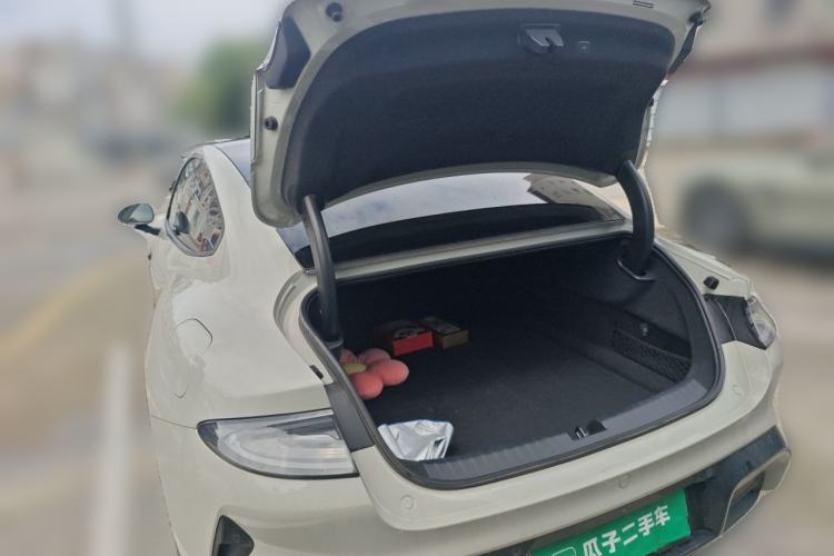 Used Xiaomi Auto SU7 2024 Rear-Drive Long-Range Intelligent Driving Version Trunk