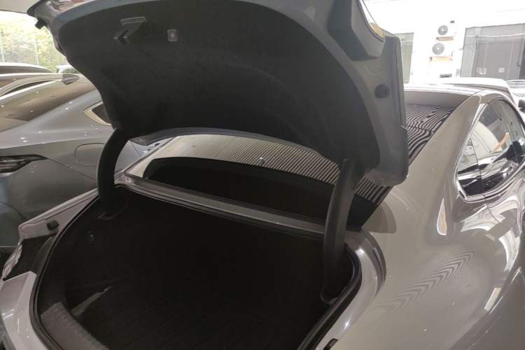 Used Xiaomi Auto SU7 2024 Rear-Drive Standard Founder Edition Trunk