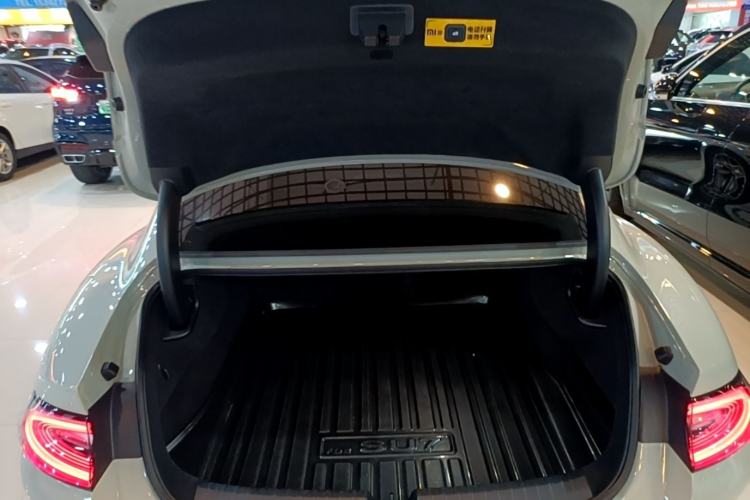 Used Xiaomi Auto SU7 2024 Rear-Drive Long-Range Intelligent Driving Version Trunk