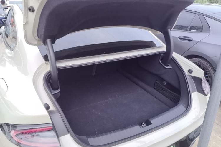 Used Xiaomi Auto SU7 2024 Rear-Drive Standard Founder Edition Trunk