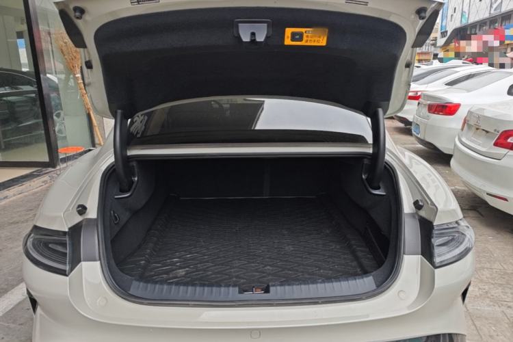 Used Xiaomi Auto SU7 2024 Rear-Drive Long-Range Intelligent Driving Version Trunk