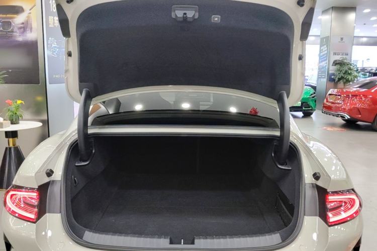Used Xiaomi Auto SU7 2024 Rear-Drive Ultra-Long Range Advanced Pro-Level Intelligent Driving Version Trunk