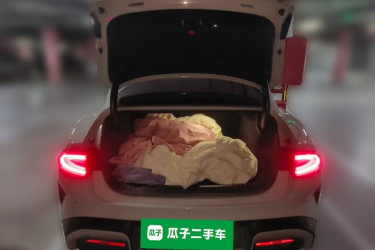Used Xiaomi Auto SU7 2024 Rear-Drive Long-Range Intelligent Driving Version Trunk