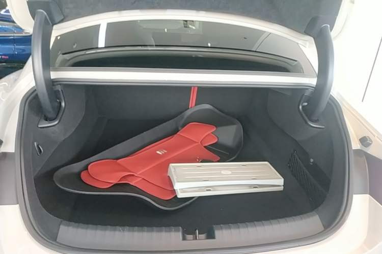 Used Xiaomi Auto SU7 2024 Rear-Drive Ultra-Long Range Advanced Pro-Level Intelligent Driving Version Trunk