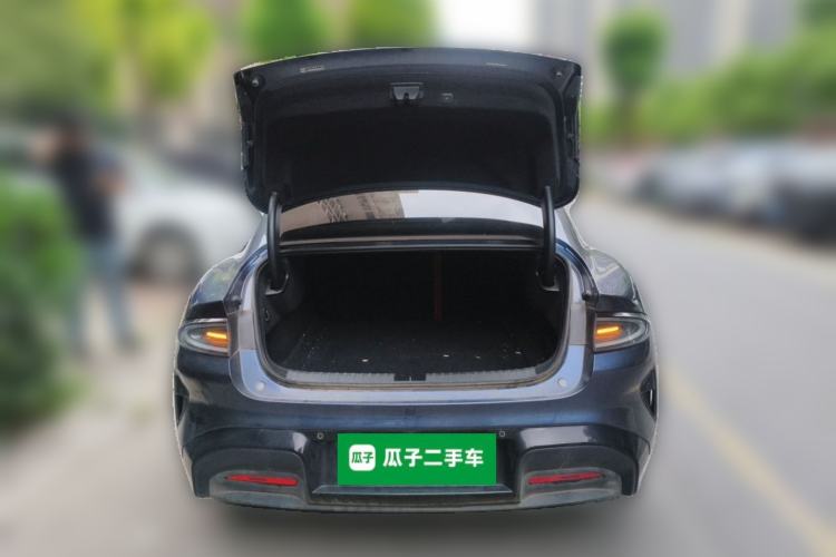 Used Xiaomi Auto SU7 2024 Four-Wheel Drive Ultra-Long Range Advanced Intelligent Driving Max Edition Trunk