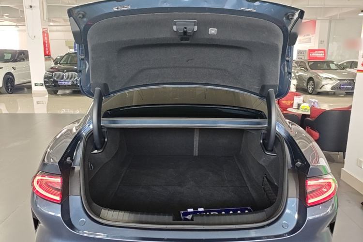 Used Xiaomi Auto SU7 2024 Rear-Drive Long-Range Intelligent Driving Version Trunk