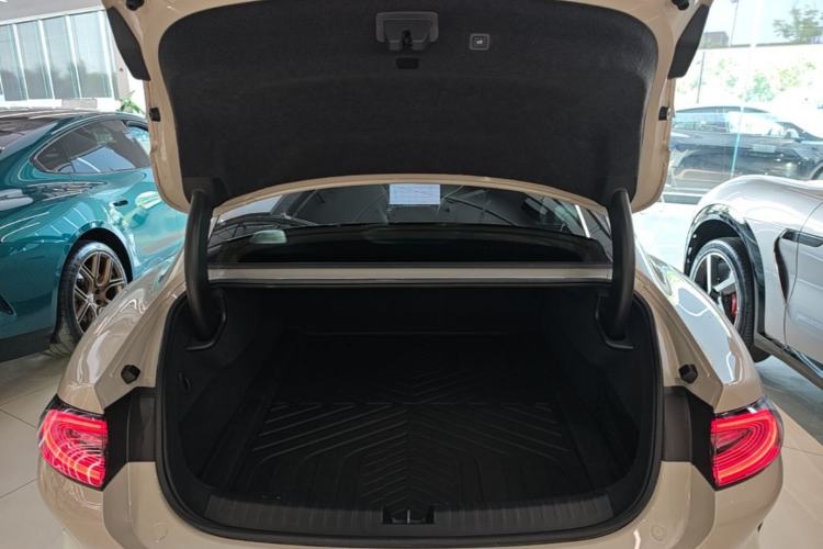 Used Xiaomi Auto SU7 2024 Rear-Drive Ultra-Long Range Advanced Pro-Level Intelligent Driving Version Trunk