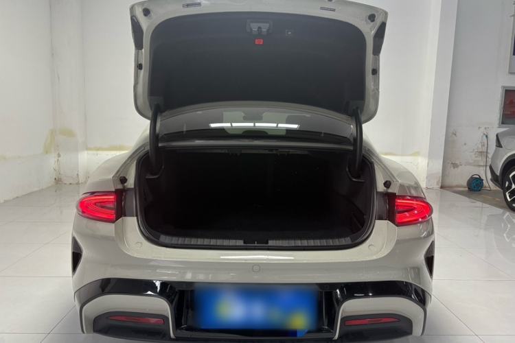 Used Xiaomi Auto SU7 2024 Rear-Drive Long-Range Intelligent Driving Version Trunk
