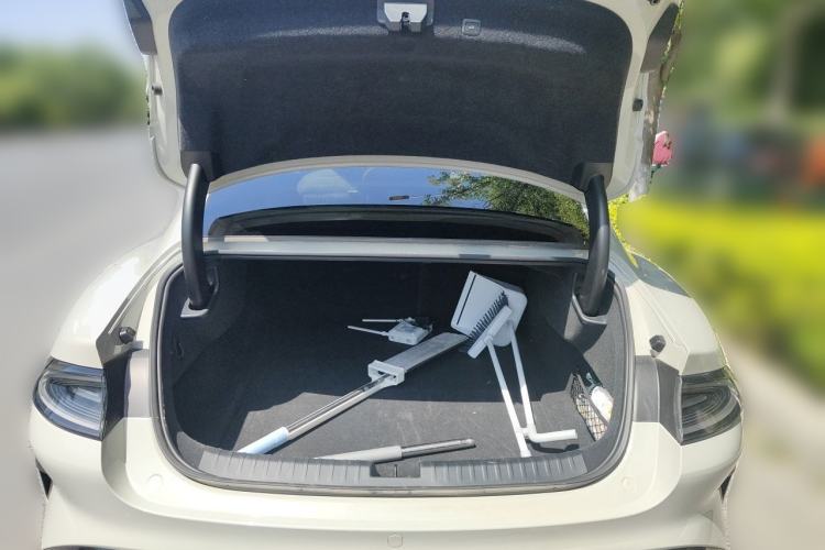 Used Xiaomi Auto SU7 2024 Rear-Drive Ultra-Long Range Advanced Pro-Level Intelligent Driving Version Trunk