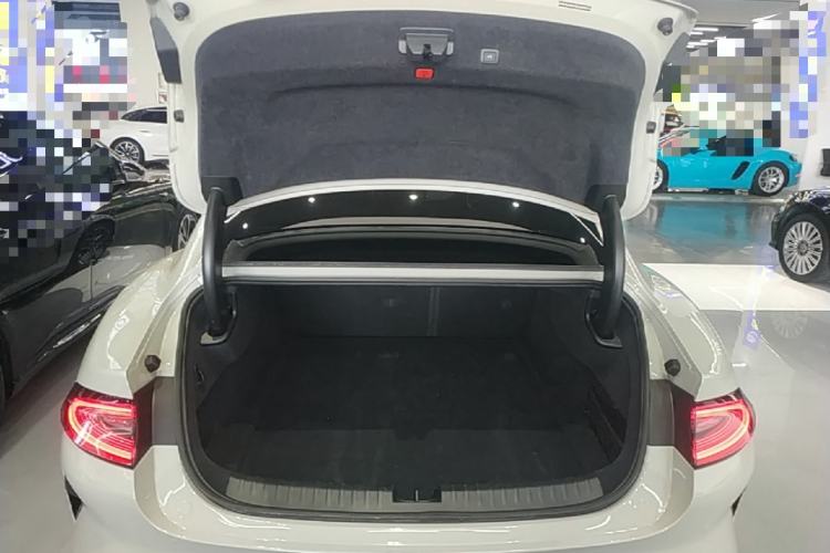 Used Xiaomi Auto SU7 2024 Rear-Drive Long-Range Intelligent Driving Version Trunk