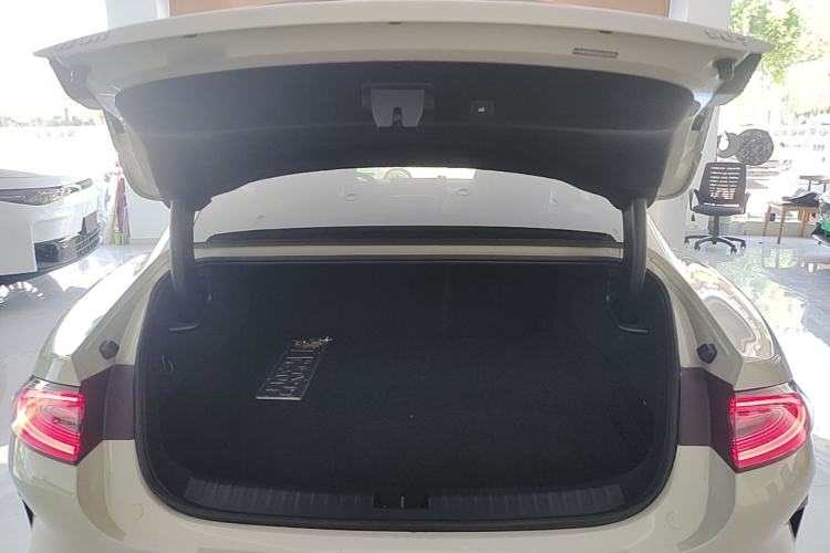Used Xiaomi Auto SU7 2024 Rear-Drive Ultra-Long Range Advanced Pro-Level Intelligent Driving Version Trunk