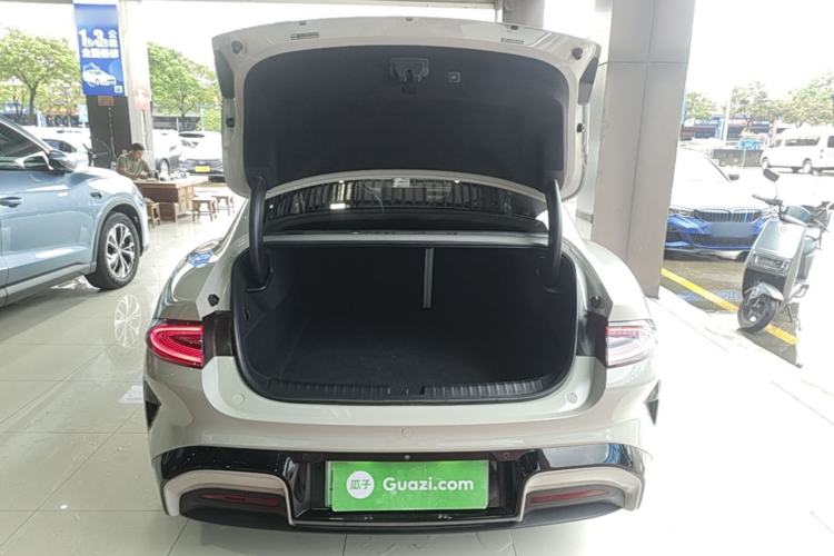 Used Xiaomi Auto SU7 2024 Rear-Drive Long-Range Intelligent Driving Version Trunk