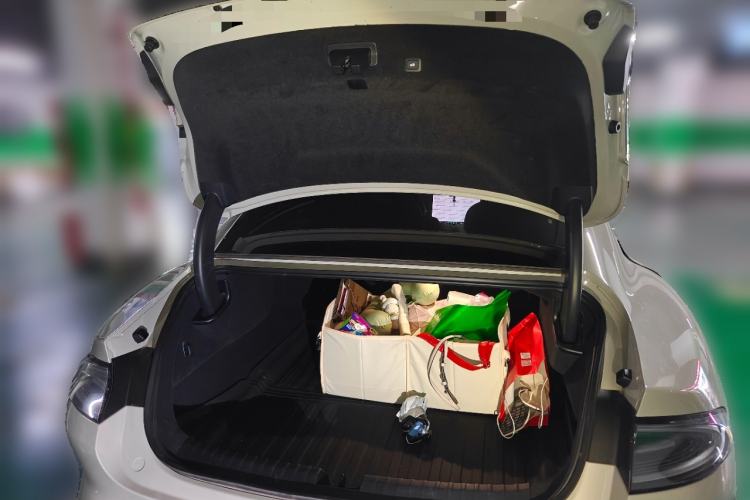 Used Xiaomi Auto SU7 2024 Rear-Drive Long-Range Intelligent Driving Version Trunk