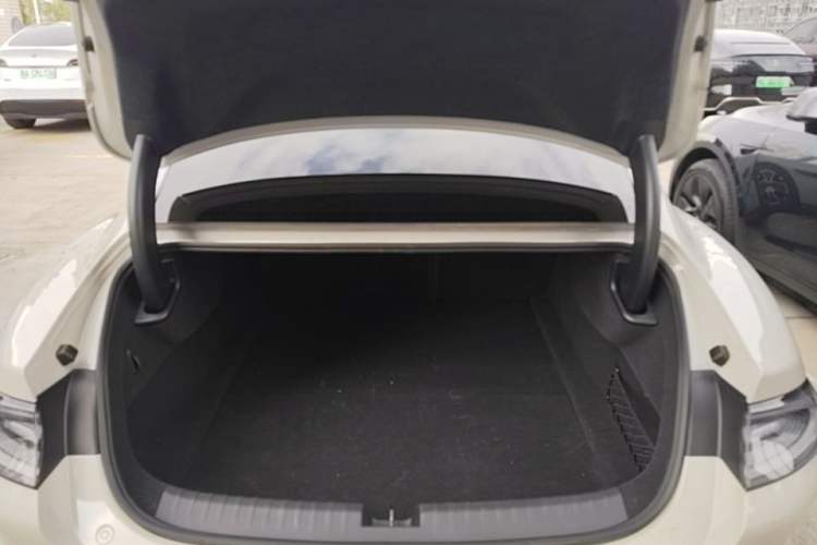 Used Xiaomi Auto SU7 2024 Rear-Drive Ultra-Long Range Advanced Pro-Level Intelligent Driving Version Trunk