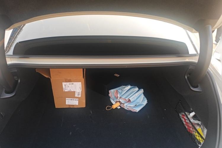 Used Xiaomi Auto SU7 2024 Rear-Drive Long-Range Intelligent Driving Version Trunk