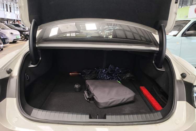 Used Xiaomi Auto SU7 2024 Rear-Drive Ultra-Long Range Advanced Pro-Level Intelligent Driving Version Trunk