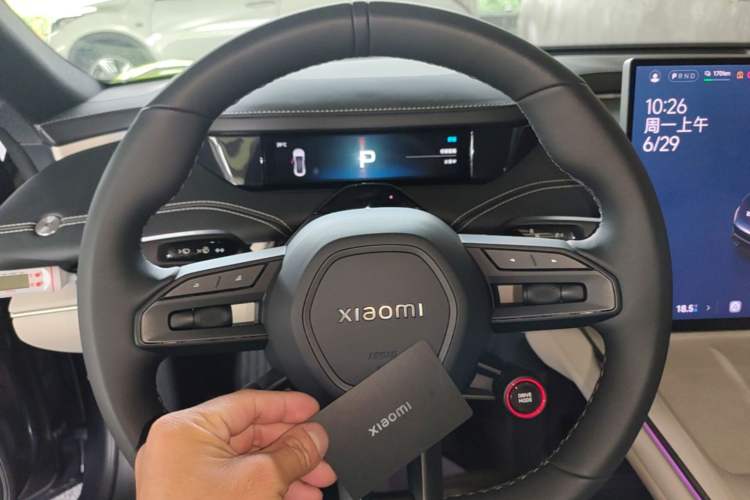 Used Xiaomi Auto SU7 2024 Rear-Drive Ultra-Long Range Advanced Pro-Level Intelligent Driving Version Vehicle Key